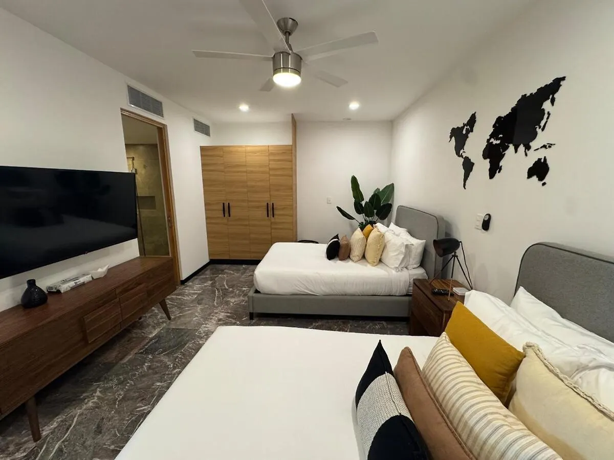 2 Bedrooms Ocean View, Private Plunge Pool, Gym Playa del Carmen Apartament