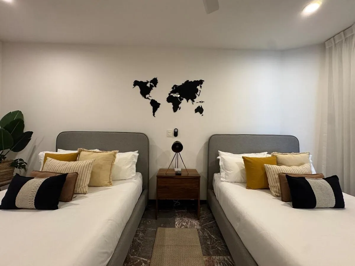 2 Bedrooms Ocean View, Private Plunge Pool, Gym Playa del Carmen Apartament