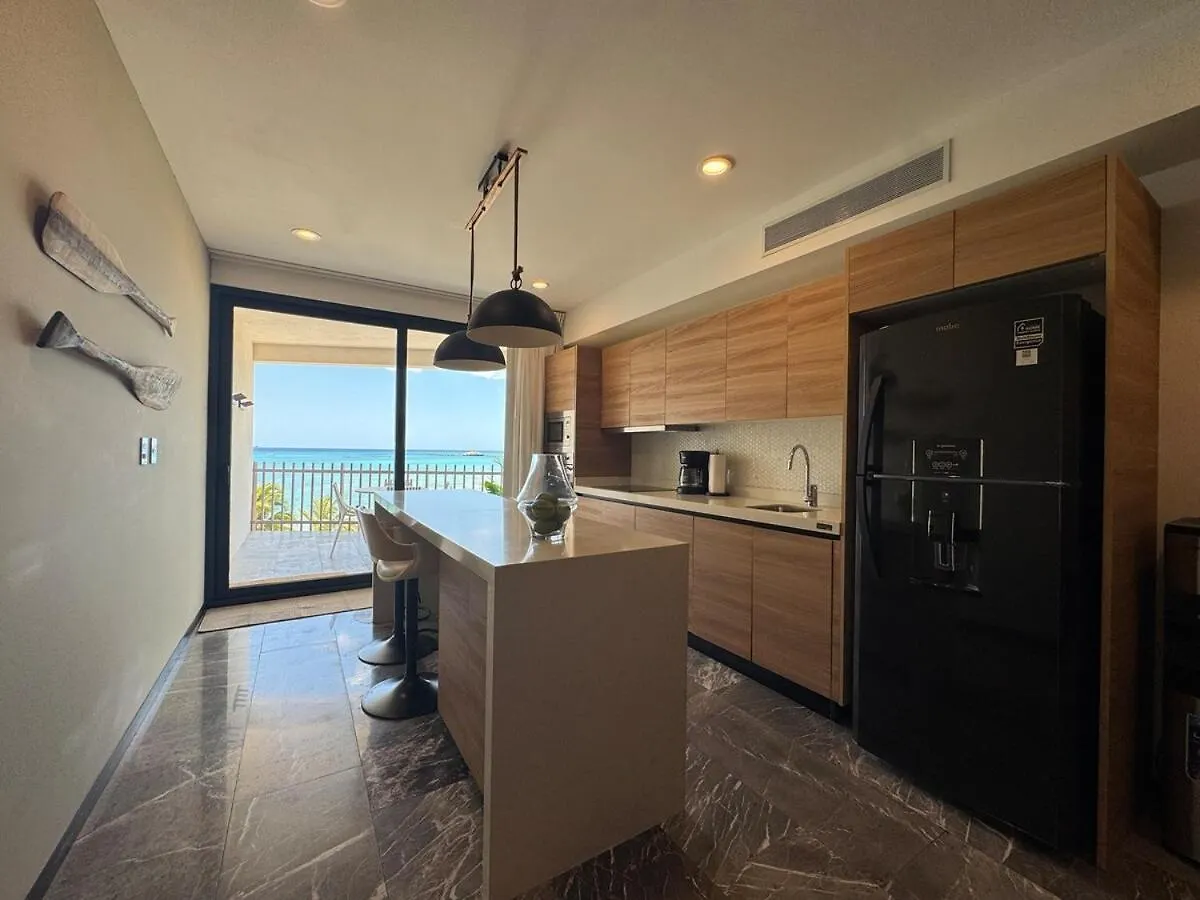 2 Bedrooms Ocean View, Private Plunge Pool, Gym Playa del Carmen Apartament